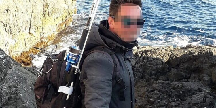 Προπονητής τάε κβον ντο: η "παγίδα" που έστηνε σε κορίτσια