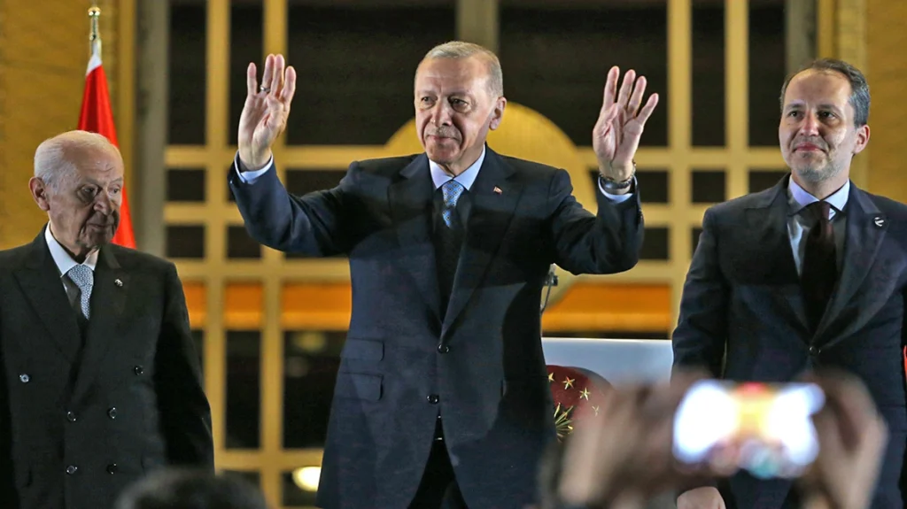 Εκλογές στην Τουρκία: Καθαρή νίκη Ερντογάν