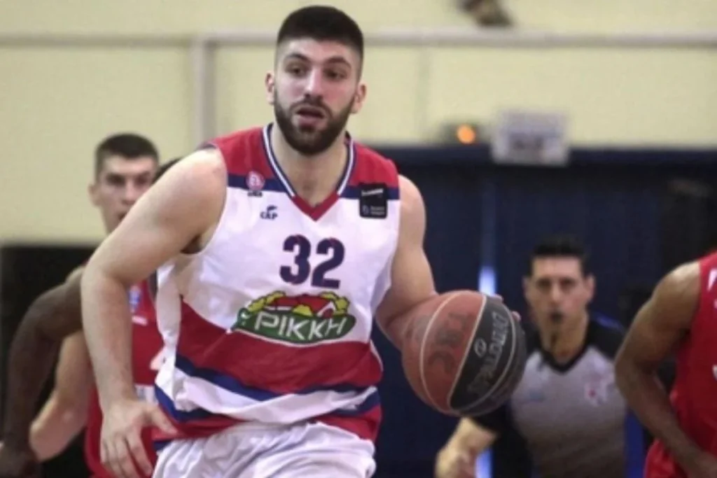 Σοκ στο ελληνικό μπάσκετ: Πέθανε ο 29χρονος μπασκετμπολίστας Αλέξανδρος Βαρυτιμιάδης