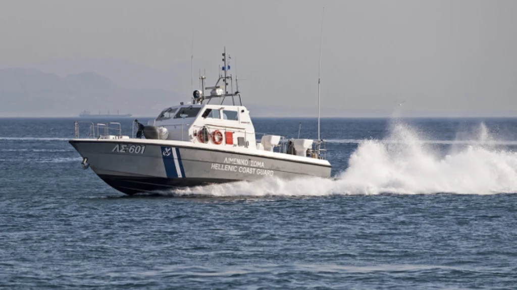 Μηχανική βλάβη σε ιστιοφόρο με μετανάστες στην Κω