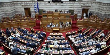 Βουλή: Σήμερα η ψηφοφορία στην Ολομέλεια το νομοσχέδιο για την ψήφο των Αποδήμων