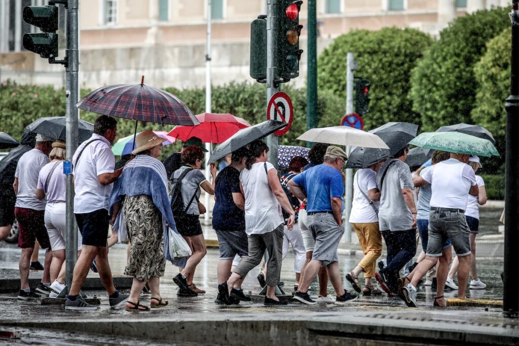 ΕΜΥ: Έκτακτο δελτίο κακοκαιρίας– Πόσο θα κρατήσει, πού θα έχουμε βροχές και καταιγίδες