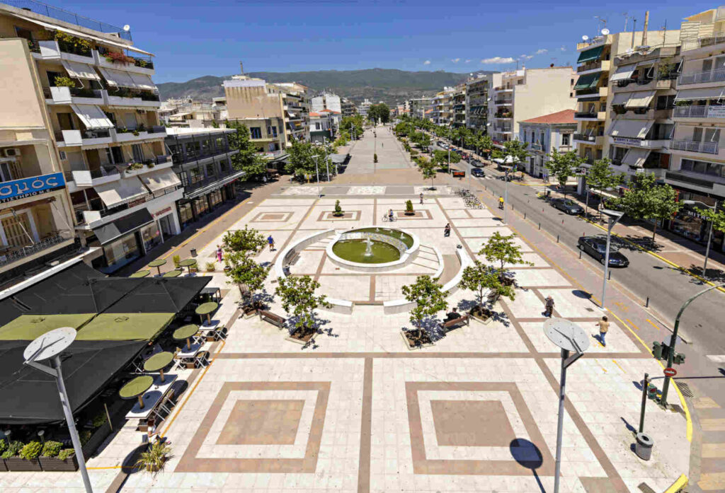 Καλαμάτα: Θάνατος 43χρονης - Έπεσε από τον 4ο όροφο και σκοτώθηκε