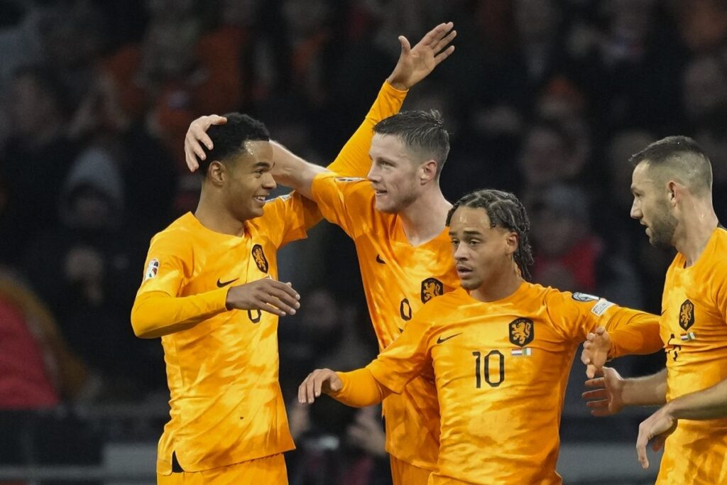 Στα playoffs του Euro 2024 η Ελλάδα μετά την νίκη της Ολλανδίας με 1- 0 επί της Ιρλανδίας