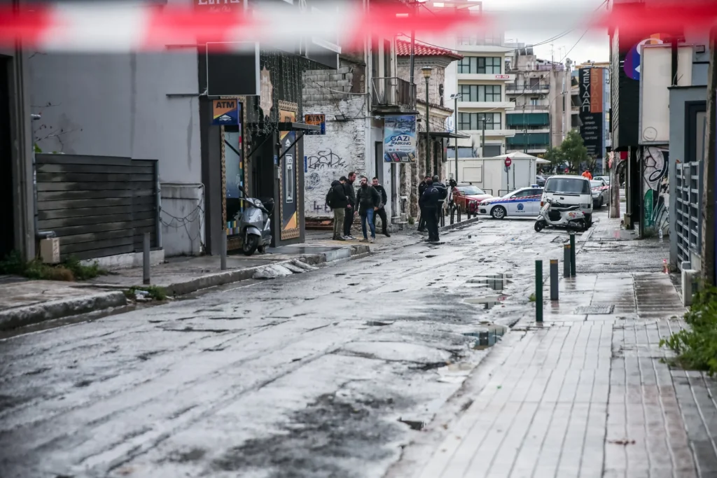 Γκάζι: Πυροβολισμοί έξω από κλαμπ - 3 τραυματίες