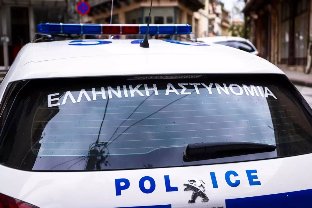 Πειραιάς: 65χρονος μαχαίρωσε 51χρονο για μια θέση πάρκινγκ