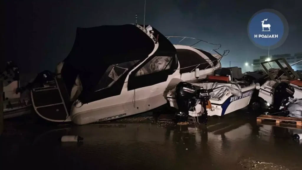 Ανεμοστρόβιλος στη Ρόδο προκάλεσε μεγάλες ζημιές