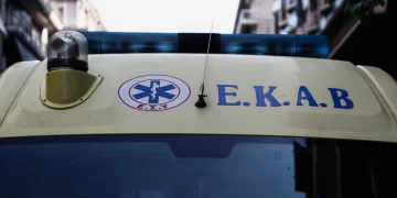 Δάφνη: Τραγικός θάνατος 16χρονης που έπεσε από την ταράτσα του σπιτιού της