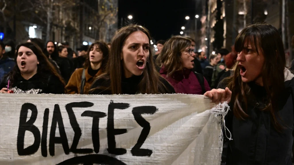 Υπόθεση 12χρονης στον Κολωνό: Οργή και αντιδράσεις για την πρόταση απαλλαγής του Μίχου από την κατηγορία του βιασμού