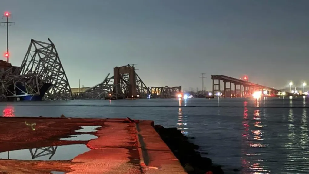 ΗΠΑ: Κατέρρευσε η μεγαλύτερη γέφυρα της Βαλτιμόρης - Προσέκρουσε πάνω της μεγάλο φορτηγό πλοίο