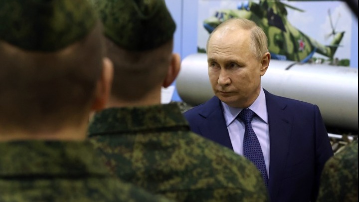 Πούτιν: Η Ρωσία δεν θα επιτεθεί στο ΝΑΤΟ, αλλά τα F-16 που τυχόν θα δοθούν στην Ουκρανία, θα καταρρίπτονται