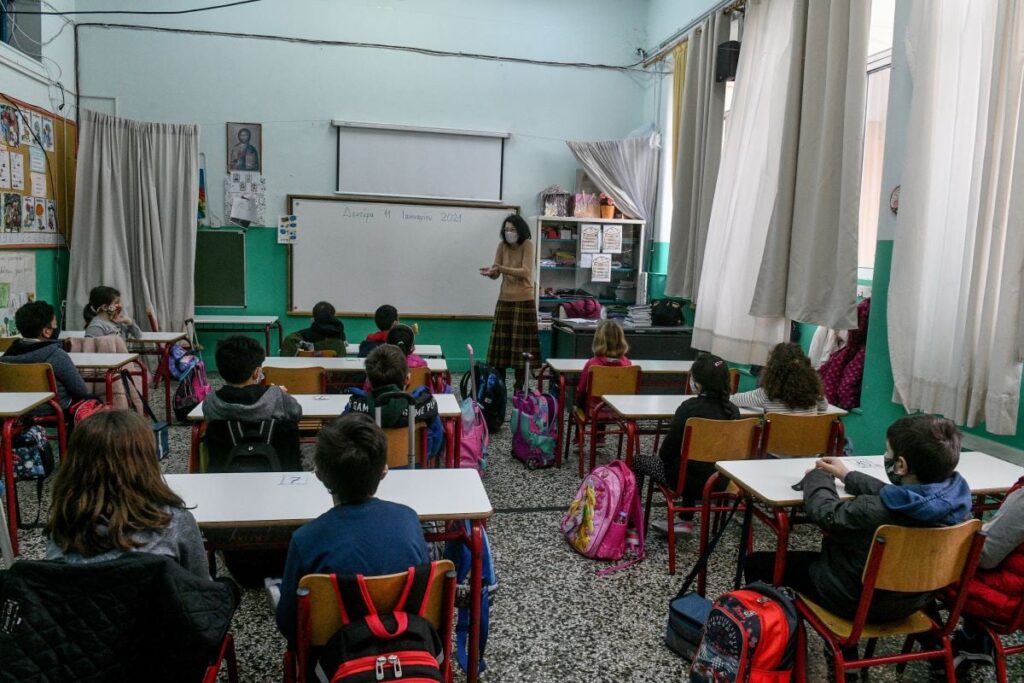 Υπουργείο Παιδείας: Ποινές και πρόστιμα σε εκπαιδευτικούς που αρνούνται την αξιολόγηση