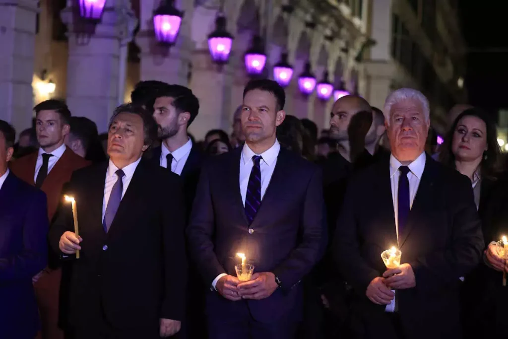 Στέφανος Κασσελάκης: Στην Κέρκυρα για την περιφορά του Επιταφίου