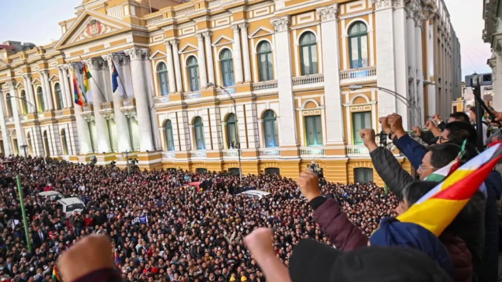 Βολιβία: Σε φυλακή υψίστης ασφαλείας στην περιφέρεια της Ελ Άλτο οι τρεις ηγέτες του αποτυχημένου πραξικοπήματος