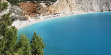 Λευκάδα: Εντοπίστηκε πτώμα 40χρονης να επιπλέει στο Πόρτο Κατσίκι