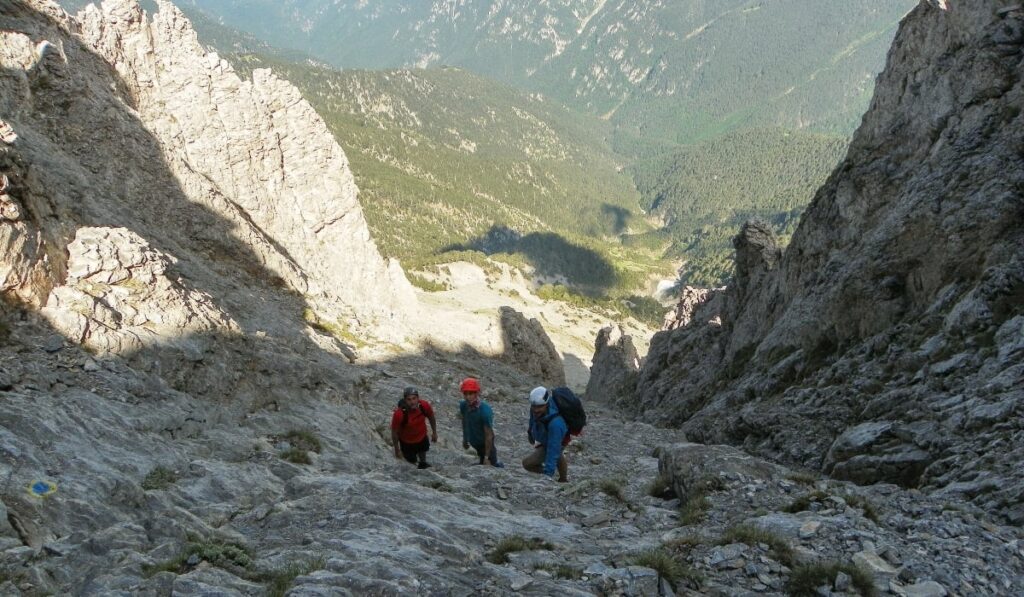 Ιωάννινα: Έρευνα για τον εντοπισμό 23χρονου Σλοβάκου - Είχε πάει για πεζοπορία στο όρος Μιτσικέλι και χάθηκε