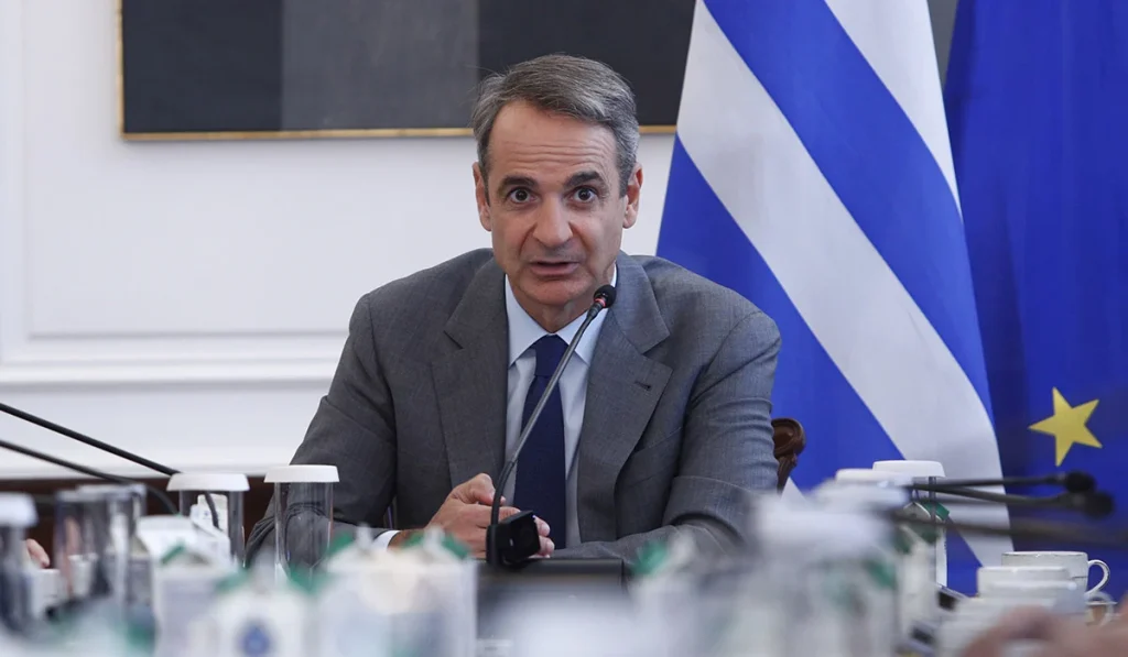 Ομιλία Μητσοτάκη στο υπουργικό συμβούλιο για πυρκαγιές: Προβλέπεται ένα επικίνδυνο καλοκαίρι – Το κράτος είναι «παρών»