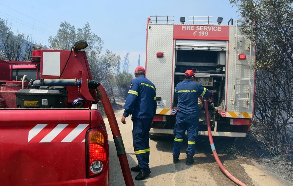 Κρήτη: Φωτιά στα Μεσάλια Χανίων – Μήνυμα από το 112