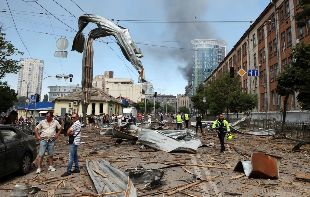 Ξεκίνησε η αντεπίθεση της Ρωσίας - Εκρήξεις και δύο νεκροί στο Κίεβο