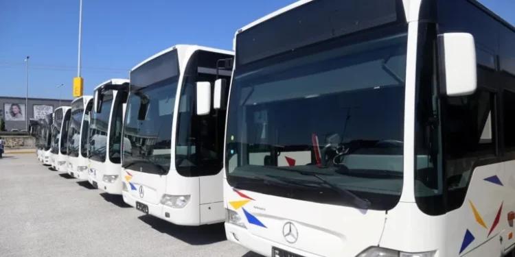 Θεσσαλονίκη: Συγκρούστηκαν δύο αστικά λεωφορεία - Τραυματίστηκαν πέντε επιβάτες