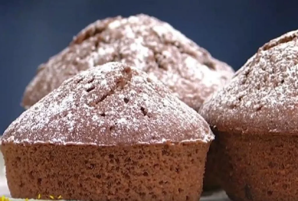 Εύκολα σοκολατένια muffins με κολοκύθα - Θα τα λατρέψουν τα παιδιά