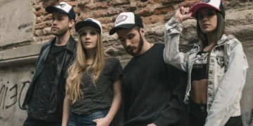 Gen Z: Κατανόηση της νεότερης γενιάς και των επιπτώσεών της στην κοινωνία