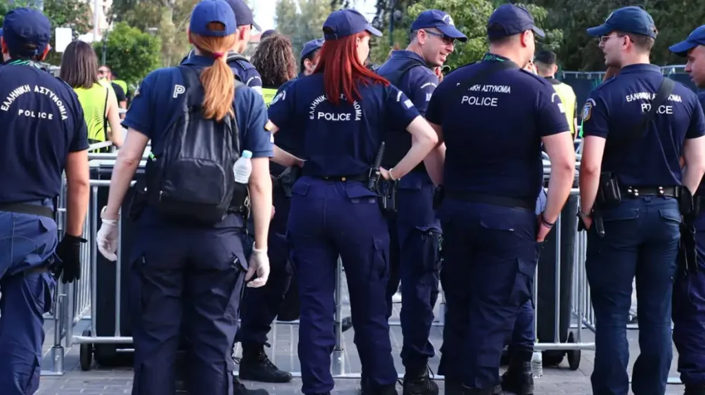 Προϋπολογισμός 2025: Δωρεάν φάρμακα για όλους τους χαμηλοσυνταξιούχους, αναγνωρίζεται το επικίνδυνο των υπηρεσιών για τους ένστολους