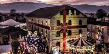 Ταξιδιωτικοί προορισμοί που προτιμούν οι Έλληνες για αυτά τα Χριστούγεννα