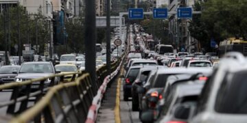 Ασφάλιση αυτοκινήτων: Υποχρεωτική η κάλυψη για πλημμύρες και πυρκαγιές