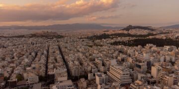 Ενιαίος Φόρος Ακίνητης Περιουσίας: Έρχονται τα νέα  εκκαθαριστικά με μειώσεις για ελάχιστους