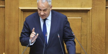 Μάκης Βορίδης: Δεν υπάρχουν ενδείξεις για παράβαση καθήκοντος από τον Τριαντόπουλο, αλλά υπάρχουν βάσιμοι λόγοι για διερεύνηση