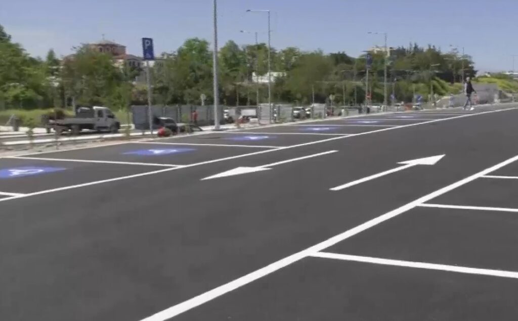 Θεσσαλονίκη: Παραδόθηκε το πάρκινγκ των 400 θέσεων στον σταθμό του μετρό "Νέα Ελβετία"