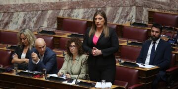Η Ζωή Κωνσταντοπούλου καλεί τους ηγέτες της αντιπολίτευσης για κοινό αίτημα σύστασης προανακριτικής επιτροπής