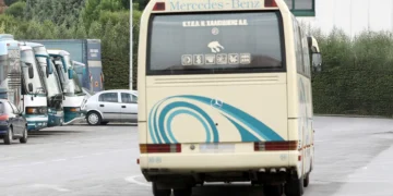 Χαλκιδική: Συνελήφθη επιβάτης που απείλησε με μαχαίρι οδηγό λεωφορείου