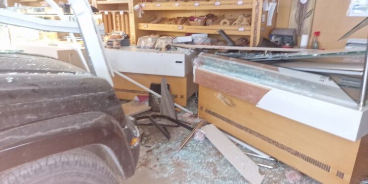 Σοκαριστικό τροχαίο στην Κω με τζιπ που έπεσε πάνω σε φούρνο - Νεκρή μια τουρίστρια