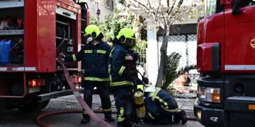 Τραγωδία στη Λέσβο: 65χρονη γυναίκα έχασε τη ζωή της από μεγάλη φωτιά σε σούπερ μάρκετ