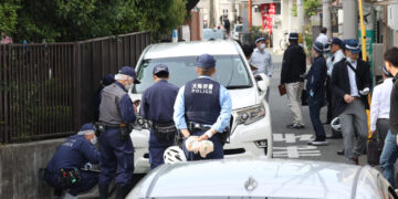 Ιαπωνία: Συνελήφθη οδηγός που έπεσε με αυτοκίνητο πάνω σε μαθητές στην Οσάκα – Επτά τραυματίες