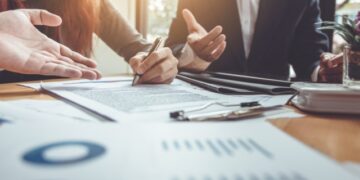Νέος Εξωδικαστικός Μηχανισμός: Μέχρι 420 δόσεις και κούρεμα έως 80% για τους οφειλέτες
