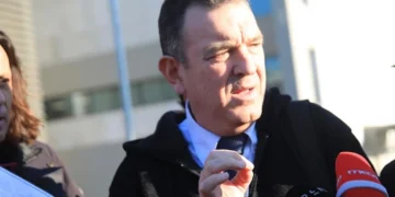 Βουλή: Ανακοινώθηκε η διαγραφή του Νίκου Παπαδόπουλου από τη Νίκη