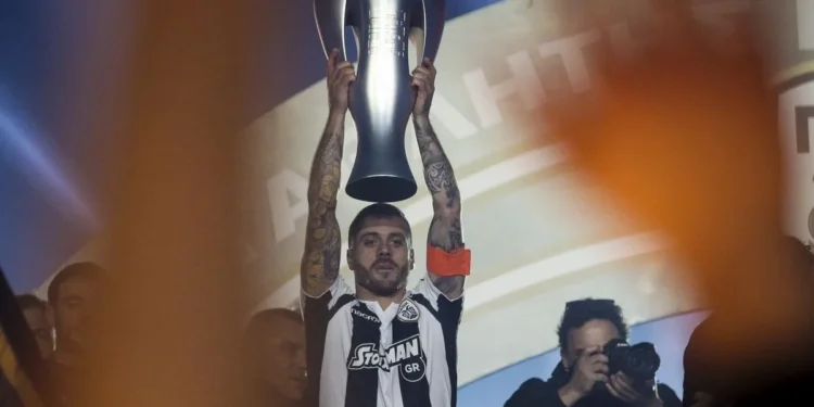 ΠΑΟΚ: Τελευταίο παιχνίδι του Βιεϊρίνια ο αγώνας με την ΑΕΚ στην Τούμπα