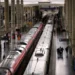 Ισπανία: Πάνω από 30 τρένα ακινητοποιήθηκαν – Ο Υπουργός Μεταφορών κατήγγειλε “Σοβαρή δολιοφθορά”