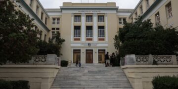 Αντιδράσεις της αντιπολίτευσης για τις δηλώσεις του πρωθυπουργού περί μέτρων αυτόματης διαγραφής φοιτητών 