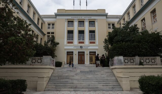 Αντιδράσεις της αντιπολίτευσης για τις δηλώσεις του πρωθυπουργού περί μέτρων αυτόματης διαγραφής φοιτητών