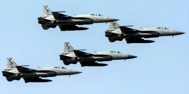 CNN: Η αερομαχία Ινδίας - Πακιστάν με 125 μαχητικά, ήταν «από τις μεγαλύτερες στην ιστορία»