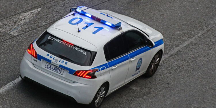 Επεισόδιο με πυροβολισμούς στον Κολωνό – 17χρονος Ρομά τραυματίας