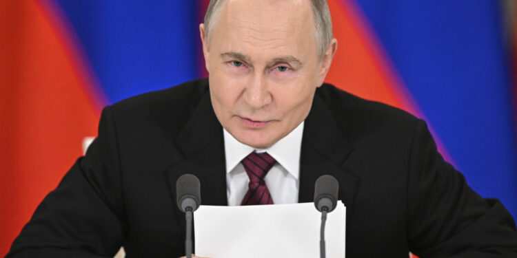 Ο Πούτιν πρότεινε απευθείας συνομιλίες με την Ουκρανία στην Κωνσταντινούπολη στις 15 Μαΐου