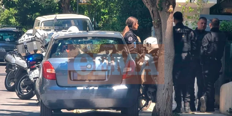 Οικογενειακή τραγωδία στη Νέα Σμύρνη: Πατέρας σκότωσε με μαχαίρι τον 45χρονο γιο του