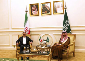 Αμπάς Αραγτσί: Το Ιράν δεν απεμπολεί τα δικαιώματά του στην πυρηνική ενέργεια