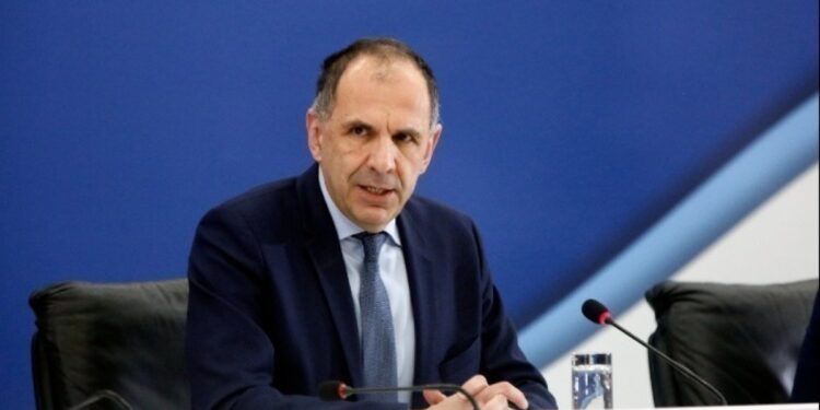 Τηλεφωνική επικοινωνία Γ. Γεραπετρίτη με τους ΥΠΕΞ της Ινδίας και του Πακιστάν