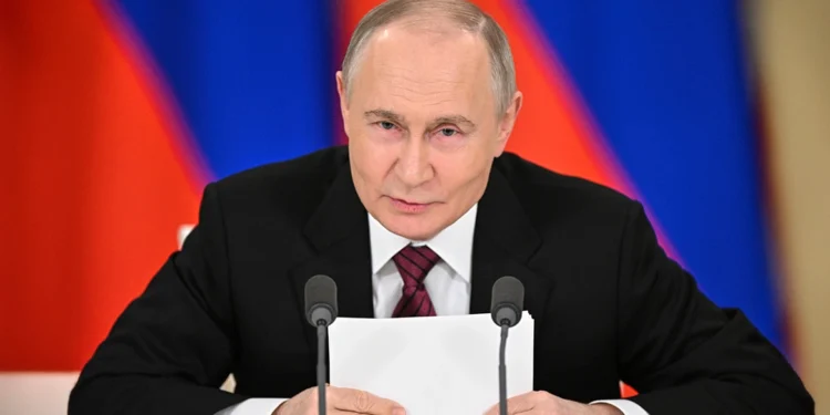 BBC: "O Πούτιν πιθανότατα ζήτησε απευθείας συνομιλίες με την Ουκρανία για να διασπάσει το μέτωπο ΗΠΑ και Ευρώπης"